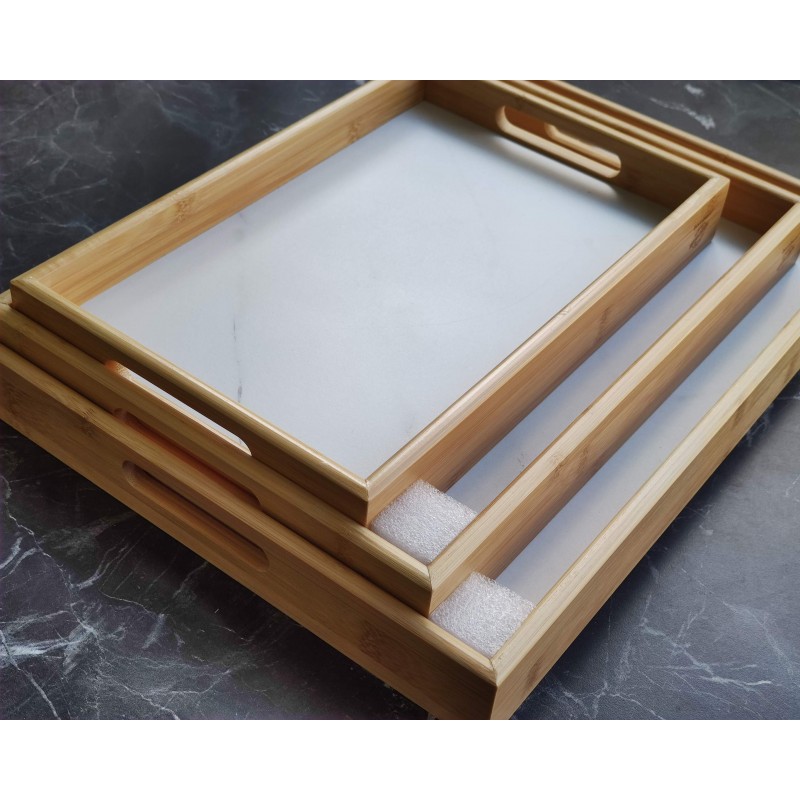 Bambu Beyaz Mermer Desenli Tepsi Seti Üç Parçalı Şıklık ve Doğallığın Buluşması Bambu Beyaz Mermer Desenli Tepsi Seti Üç Parçalı Şıklık ve Doğallığın Buluşması