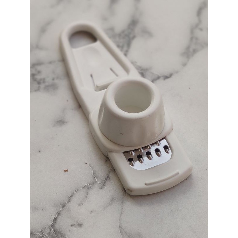 rendeleyici mini sarımsak rende beyaz