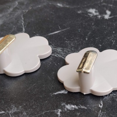 Askı Papatya Model Mini Askı Pratik Yapışkanlı