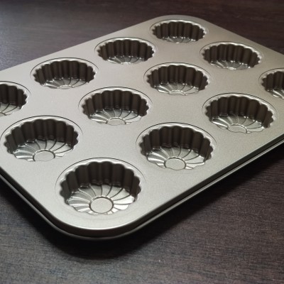 Muffin Kalıp Mini 12 Hazneli 35X27 cm burgu Muffin Kalıp Mini 12 Hazneli 35X27 cm burgu